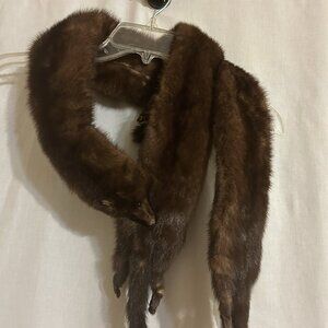 Vintage 1950s Era 3 Full Body Brown Mink Animal Fur Pelt Boa Stole Collar.